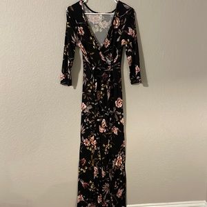 Bee Uniq black dress, size medium, worn once, great condition